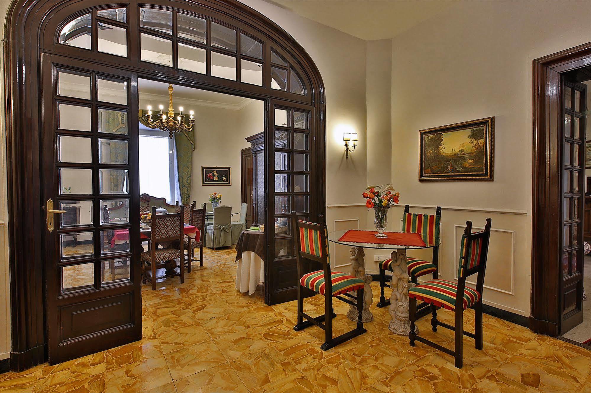 Alibrandi Palace Civitavecchia Buitenkant foto