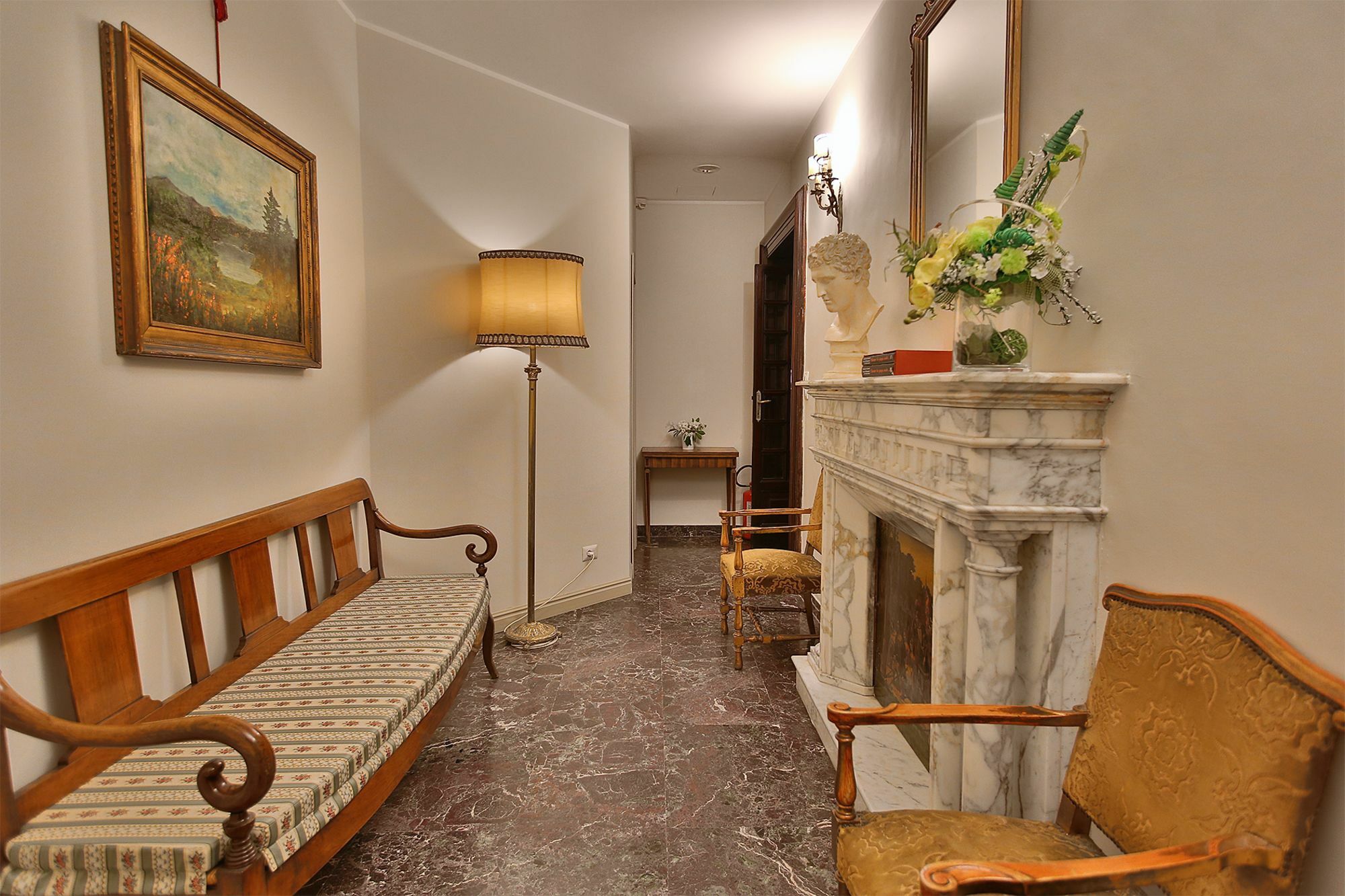 Alibrandi Palace Civitavecchia Buitenkant foto